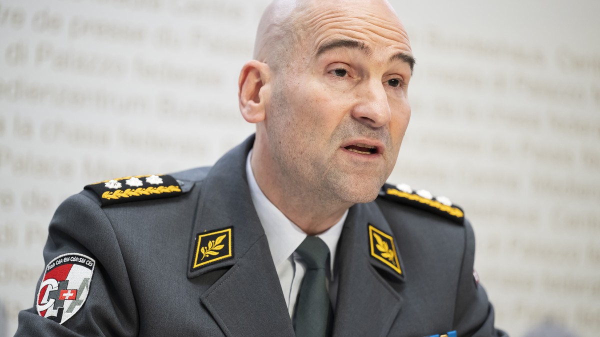 Korpskommandant Thomas Suessli, Chef der Armee, spricht waehrend einer Medienkonferenz zu den neuen Massnahmen nach der Studie "Diskriminierung und sexualisierte Gewalt in der Schweizer Armee&quo ...
