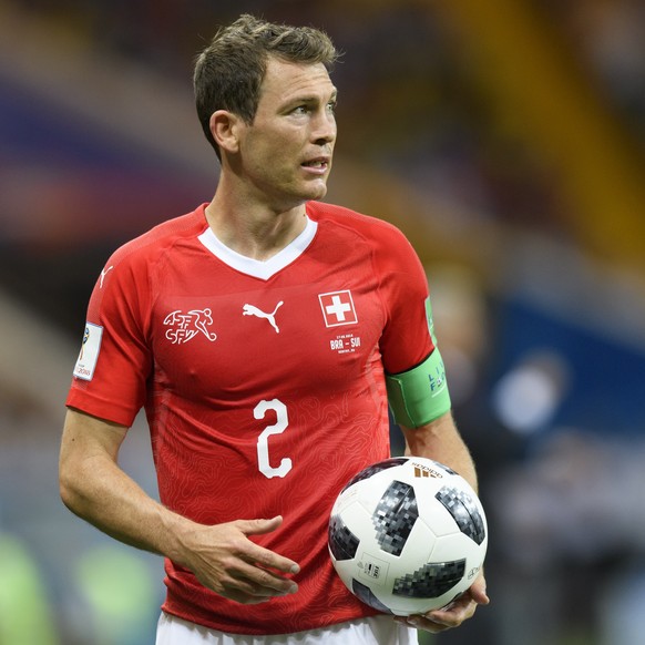 ARCHIVBILD ZUR AUSSORTIERUNG VON LICHTSTEINER AUS DER SCHWEIZER NATIONALMANNSCHAFT -- Switzerland's defender Stephan Lichtsteiner during the FIFA soccer World Cup 2018 group E match between Switz ...
