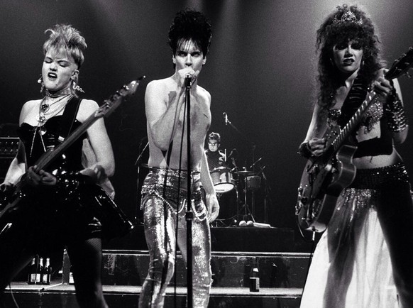 the cramps coat dixon lux interior nick knox poison ivy rorschach psychobilly rock'n'roll punk http://www.gramunion.com/dreamhax.tumblr.com?page=11