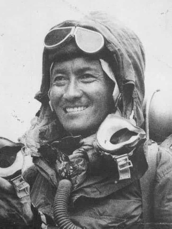 Tenzing Norgay Mount Everest bergsteiger nepal https://historycollection.co/21-historical-figures-you-didnt-realize-were-super-attractive-in-their-prime/16/