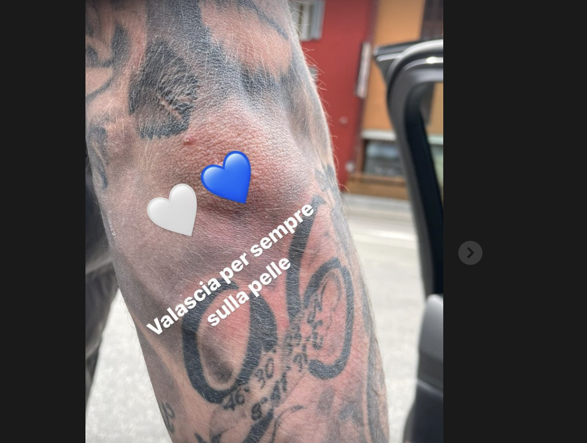 Tatouage d'Adrien Lauper sur la Valascia