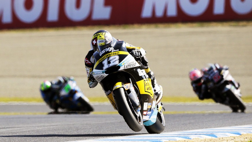 epa05587631 Swiss Moto2 rider Thomas Luthi of the Garage Plus Interwetten team is on his way to win the Moto2 race of the Motorcycling Grand Prix of Japan at Twin Ring Motegi, northeast of Tokyo Japan ...