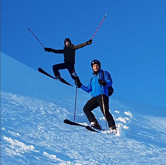 Auf der Piste trägt Ilana Hosen – aus Sicherheitsgründen.&nbsp;