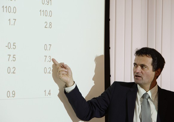 Rudolf Minsch, Chefökonom des Unternehmer-Dachverbands Economiesuisse, sagt, der Euro löse den Schweizer Franken nicht ab. 