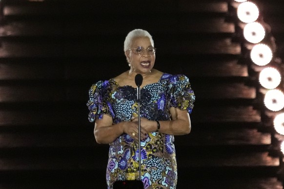Angélique Kidjo performs during a concert in St. Peter's Square for the conclusion of the World Meeting on Human Fraternity at the Vatican, Saturday, Sept. 13, 2025. (AP Photo/Gregorio Borgia)
Va ...