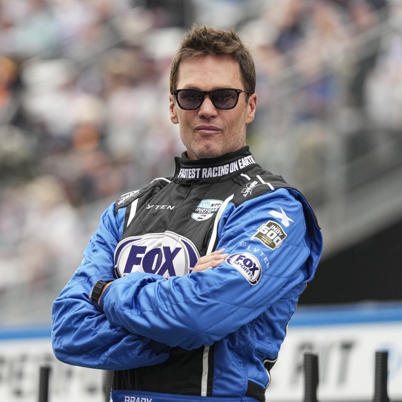 Former NFL quarterback Tom Brady waits in the pit area before the start of the Indianapolis 500 auto race at Indianapolis Motor Speedway in Indianapolis, Sunday, May 25, 2025. (AP Photo/AJ Mast)
IndyC ...