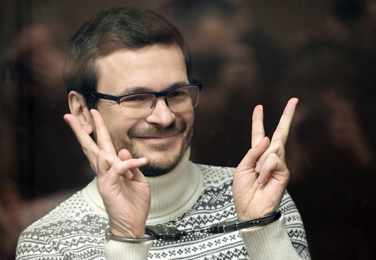 Russia Opposition Figure Military Criticizing Trial 8335824 09.12.2022 Russian opposition activist and municipal delegate of the Krasnoselsky district of Moscow Ilya Yashin declared a foreign agent, a ...