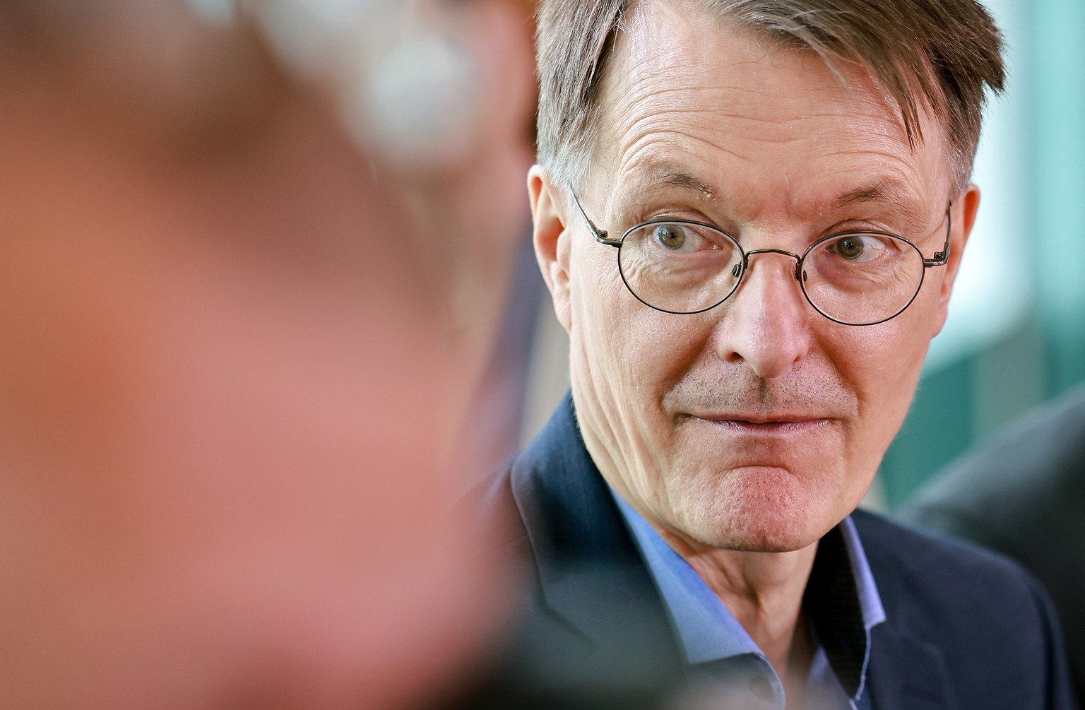 epa11422152 German Health Minister Karl Lauterbach attends the weekly cabinet meeting of the German government at the Chancellery in Berlin, Germany, 19 June 2024. EPA/HANNIBAL HANSCHKE