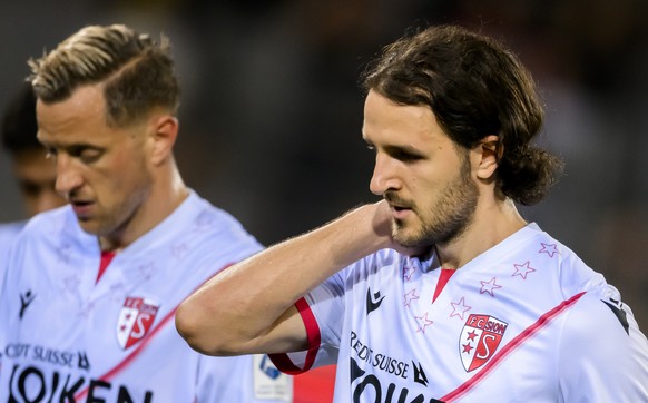 Deception du defenseur valaisan Reto Ziegler et du milieu valaisan Anto Grgic lors de la rencontre de football de Super League entre FC Sion et FC Luzern le jeudi 25 mai 2023 au stade de Tourbillon a  ...