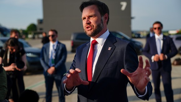 KEYPIX - U.S. Vice President JD Vance speaks to members of the media before boarding Air Force Two at Emmen Military Air Base, Emmen, Switzerland, Monday, June 22, 2026, after the U.S. and Iran held h ...
