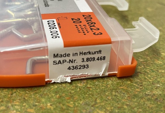 Fail Tuesday: Nails with Made in Origin