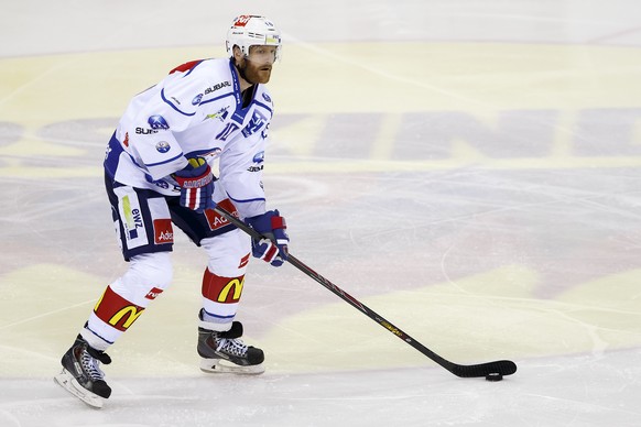 Henrik Tallinder hielt im ersten Spiel Dick Axelsson mühelos in Schach.