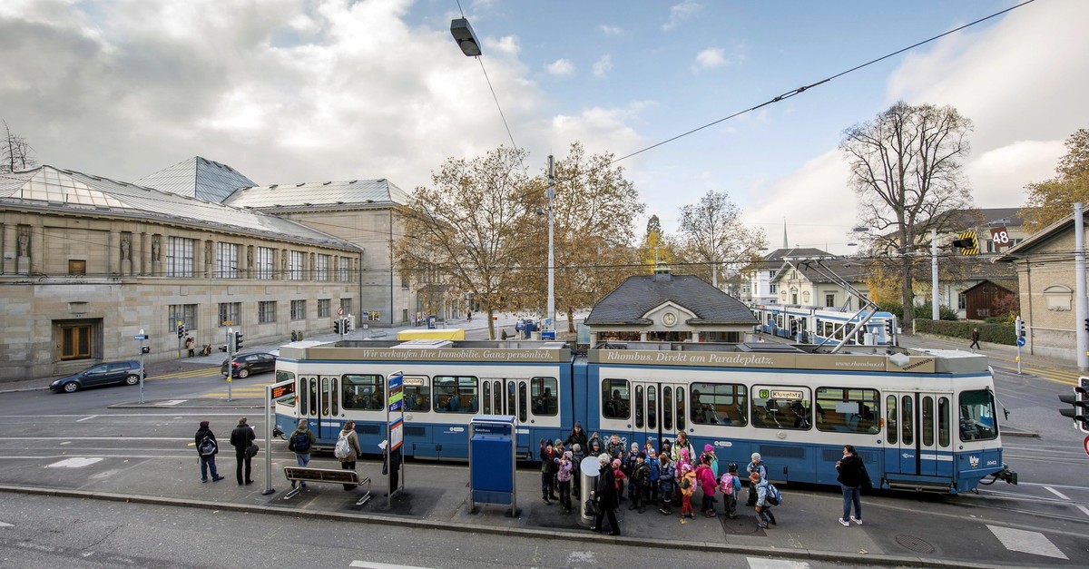 Statt-Kioske-Vier-Z-rcher-VBZ-Haltestellen-werden-zu-Caf-s
