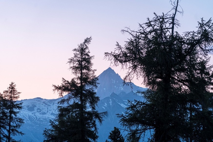 Rauszeit Herbstwanderungen Unterbäch Moosalp Alte Suon bietschhorn