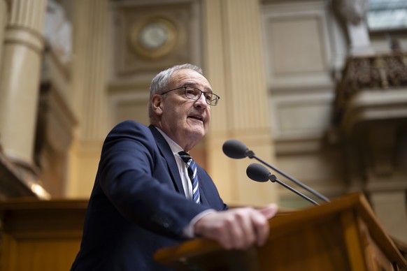 Bundesrat Guy Parmelin spricht waehrend der Wintersession der Eidgenoessischen Raete, am Donnerstag, 12. Dezember 2024 im Nationalrat in Bern. (KEYSTONE/Anthony Anex)