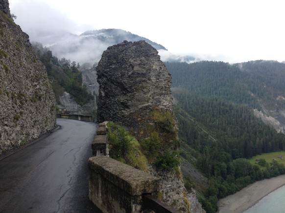 Das ist mal ein Start in den Tag: Die Rheinschlucht.