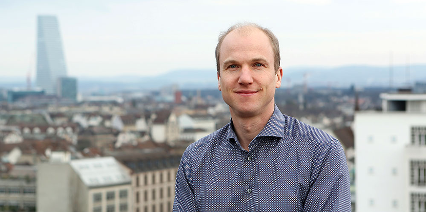 Richard Neher ist Professor für Biophysik am Bioinstitut der Universität Basel. 