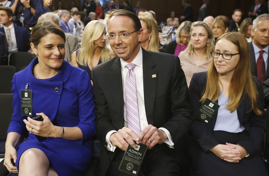 epa06996379 US Deputy Attorney General Rod Rosenstein (C) arrives for Circuit judge Brett Kavanaugh&#039;s Senate confirmation hearing to be an Associate Justice of the Supreme Court of the United Sta ...