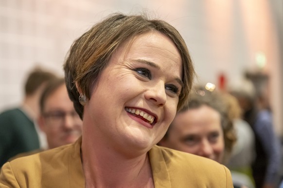 Die wieder in den Nationalrat gewaehlte Sarah Wyss (SP, bisher) freut sich im Wahlforum fuer den Kanton Basel-Stadt an den Eidgenoessischen Wahlen in Basel, am Sonntag, 22. Oktober 2023. Die Schweizer ...