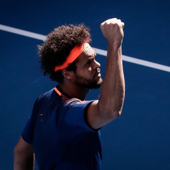 epa05733085 Jo-Wilfried Tsonga of France reacts during round three of the Men&#039;s Singles match against Jack Sock of the USA at the Australian Open Grand Slam tennis tournament in Melbourne, Austra ...