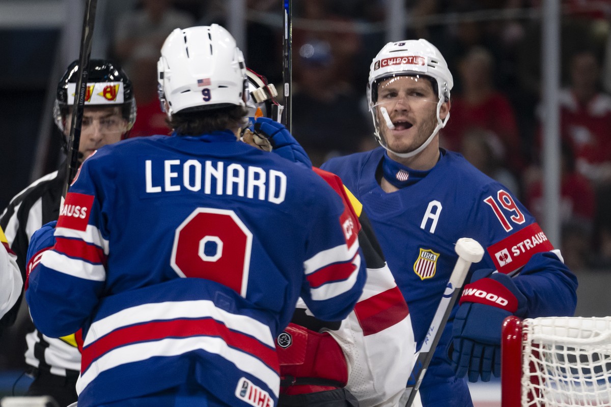 USA's Matthew Tkachuk, right, celebrates his 4-0 goal with USA's Ryan Leonard, left, during the 2026 IIHF Men's Ice Hockey World Championship preliminary round group A game between Unit ...