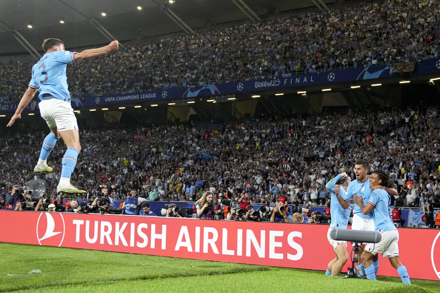 Manchester City&#039;s Rodrigo, second right, celebrates after scoring his side&#039;s first goal during the Champions League final soccer match between Manchester City and Inter Milan at the Ataturk  ...