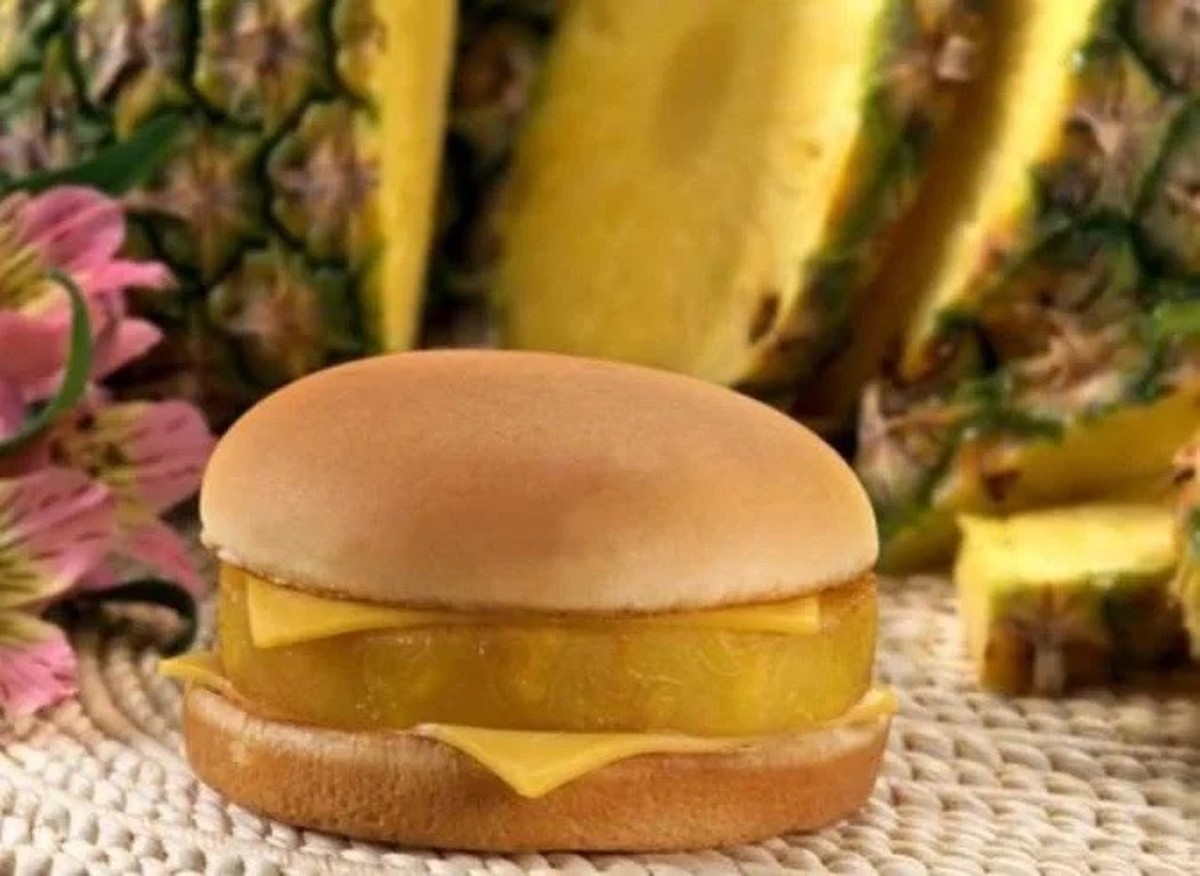the hula burger mcdonalds vintage 1970s https://www.reddit.com/r/StupidFood/comments/10wjcn9/the_hula_burger_it_was_shortly_on_the_mcdonalds/