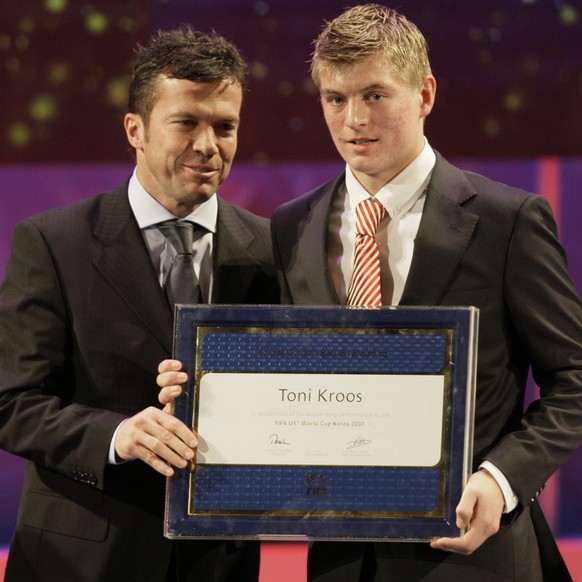 Former German soccer player Lothar Matthaeus, left, awards German player Toni Kroos with the FIFA U-17 World Cup 2007 FIFA prize during the World player gala at the Zurich Opera house, Zurich, Switzer ...