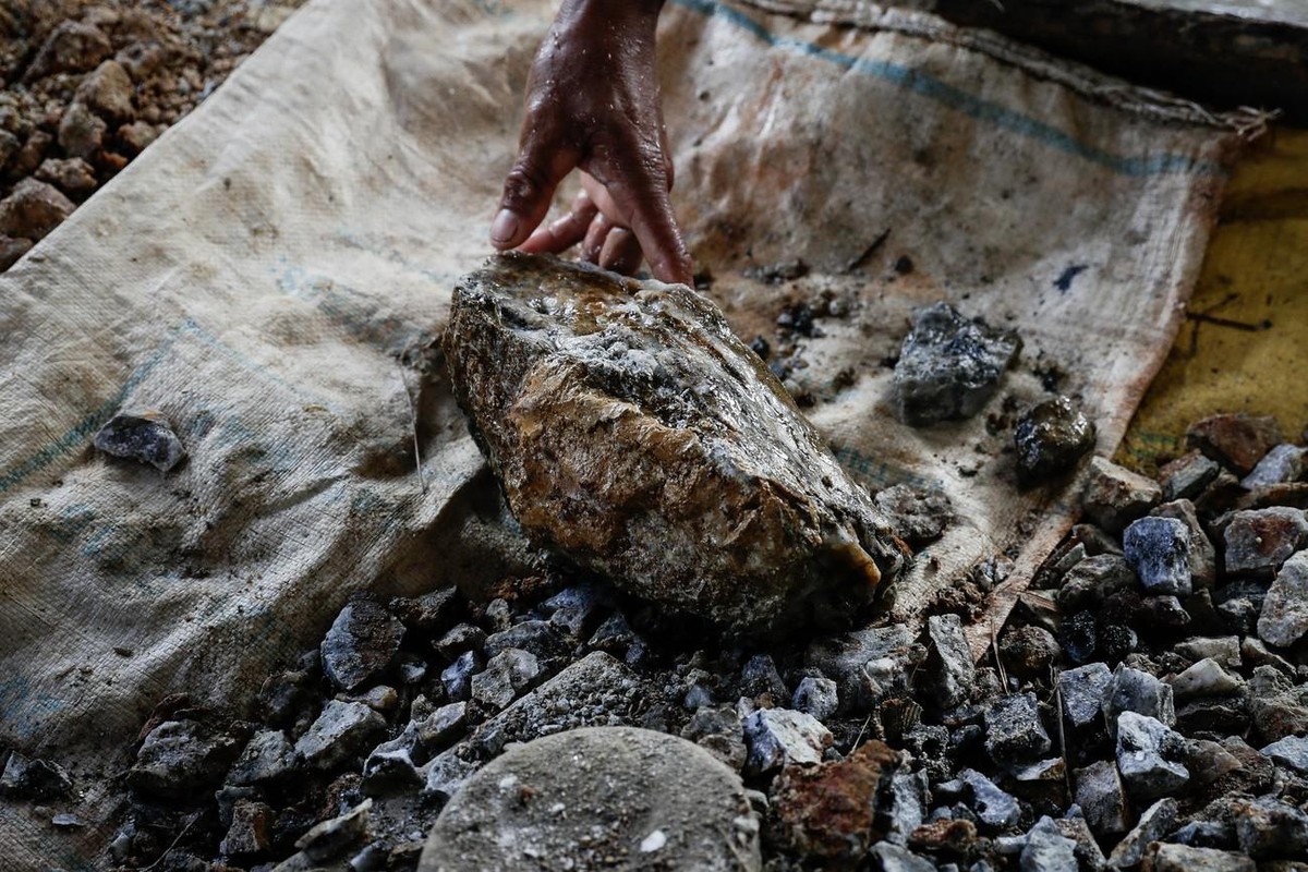 Une exploitation d'or artisanale aux Philippines.