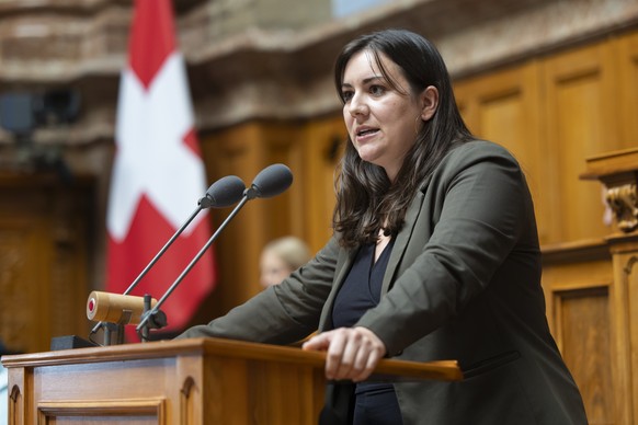 Samira Marti, SP-BL, spricht waehrend der Debatte um die Umsetzung und Finanzierung der Initiative fuer eine.13. AHV-Rente waehrend der Herbstsession der Eidgenoessischen Raete, am Mittwoch, 10. Septe ...