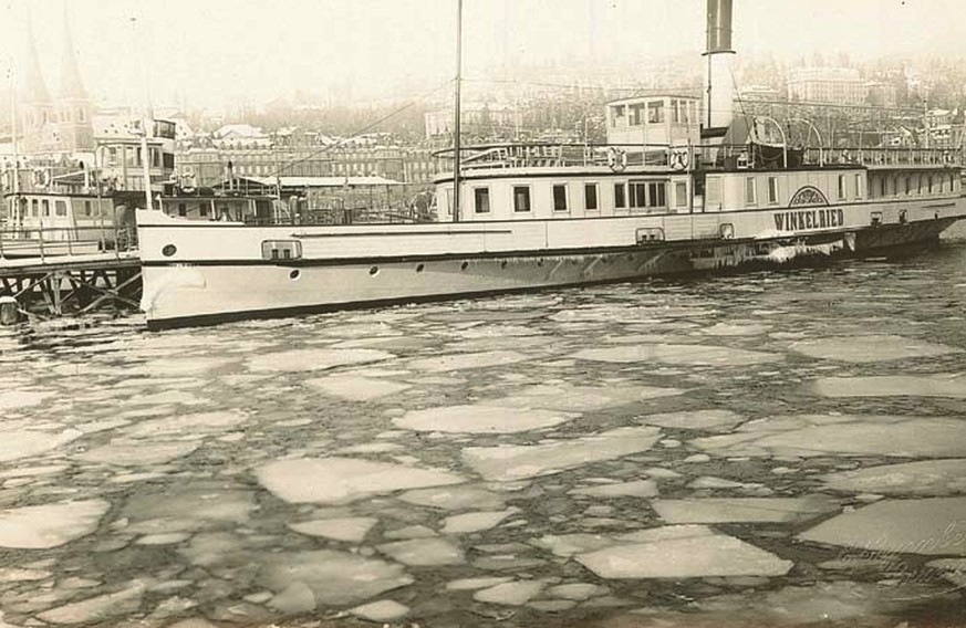 Swisshistory Luzern
Dampfschiff Winkelried im Eis während der Seegfröni 1928/29
Fotograf unbekannt
Quelle: Stadtarchiv Luzern