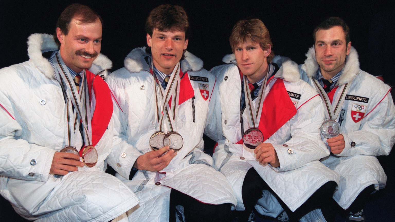 Als die Schweizer Bobfahrer noch Medaillen gewannen: Gusti Weder, Donat Acklin, Lorenz Schindelholz und Curdin Morell (von links).