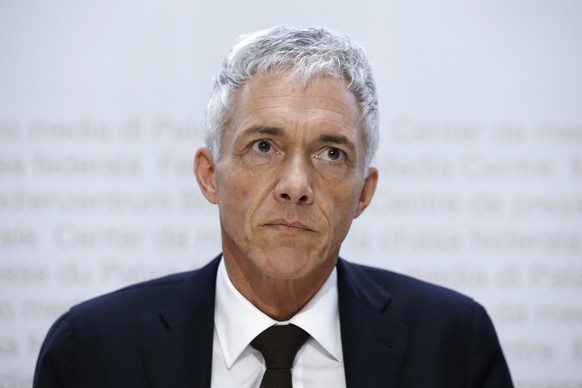 ARCHIV - RECHTSKOMMISSION DES STAENDERATS WILL IMMUNITAET VON BUNDESANWALT LAUBER AUFHEBEN --- Swiss Federal Attorney Michael Lauber during a media conference at the Media Centre of the Federal Parlia ...