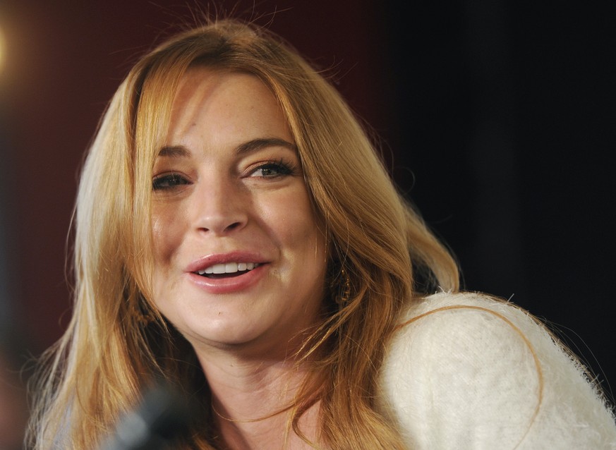 Lindsay Lohan wird für eine merkwürdige Aktion in Russland kritisiert.&nbsp;