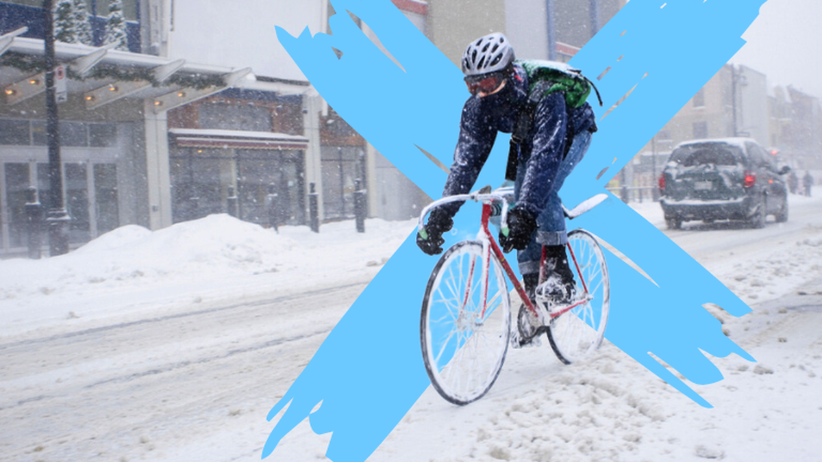 10 (bonnes) raisons de ne pas détester la neige en ville: «Oh non, il a neigé au moins deux centimètres, il va falloir déneiger le capot, et ça va être le bordel, et je trouve plus mes gants, et gna g ...