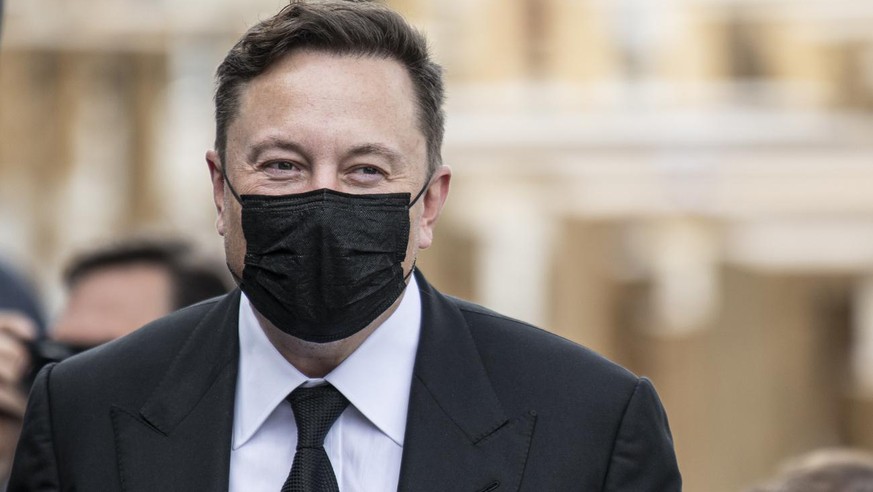 Elon Musk hat laut Medienberichten mit seinem Privatjet einen Kurzbesuch in Deutschland gemacht. Ob er sich da angesteckt hat?