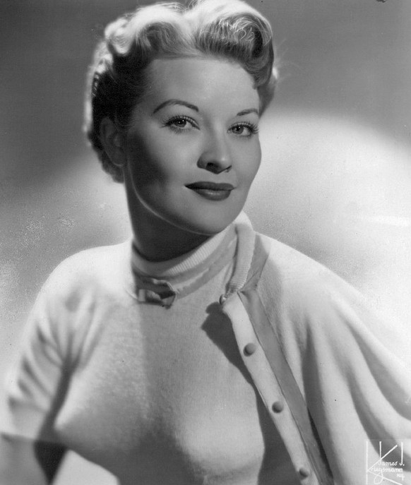 Patti Page im Spitztüten-BH, 1955.