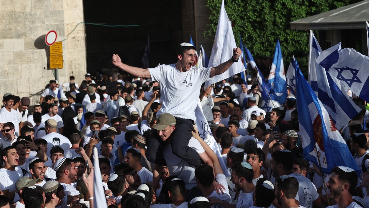 Zehntausende bei umstrittenem Flaggenmarsch in Jerusalem