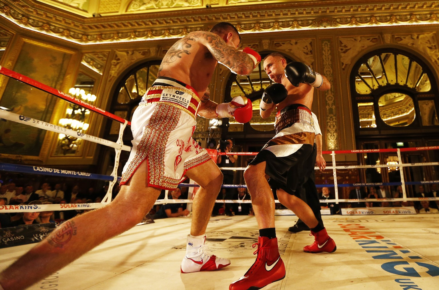 Schicke Atmosphäre: Boxkampf in Monaco – zwischen dem Briten Martin Murray und dem Ukrainer Max Bursak. 