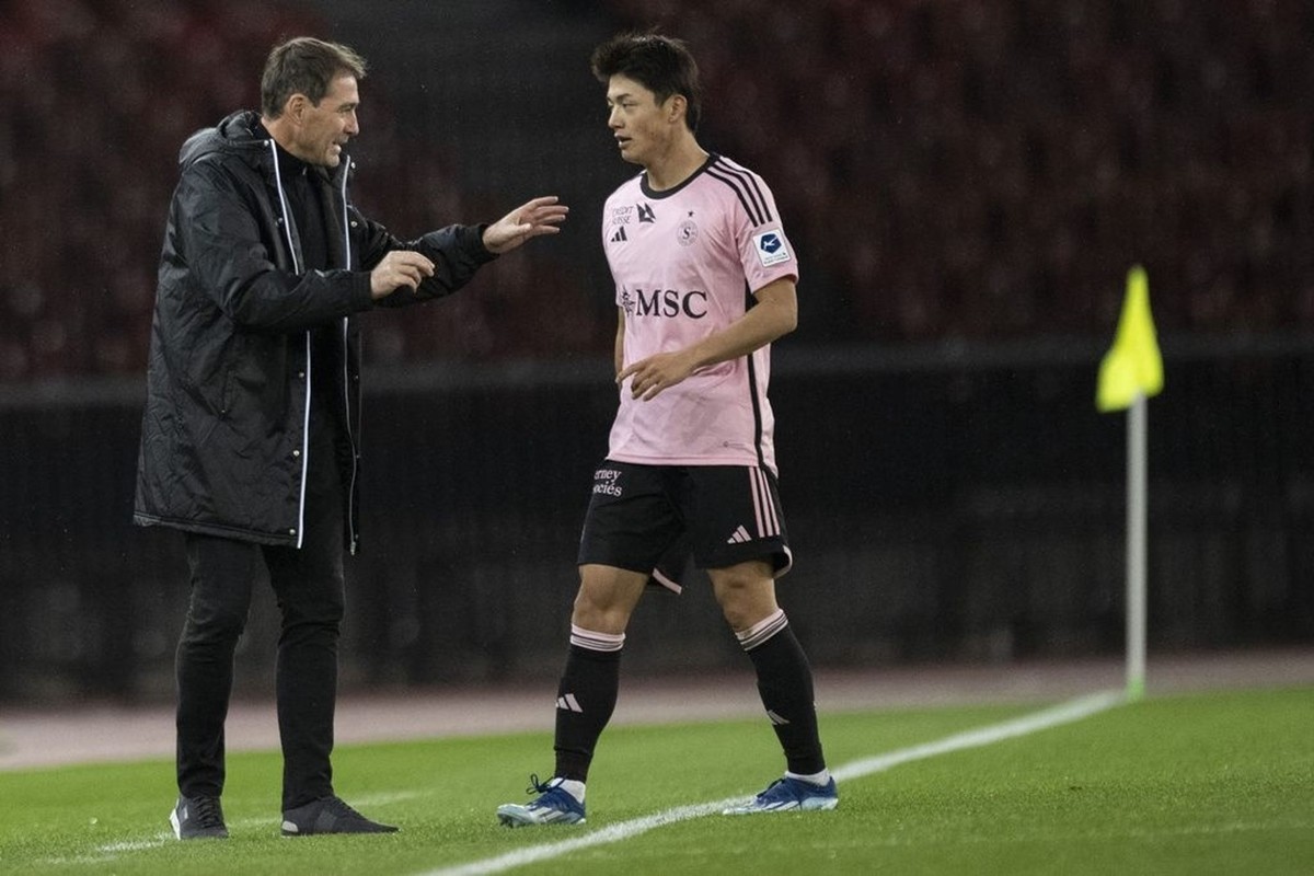 C'est René Weiler qui a fait venir Keigo Tsunemoto au Servette FC.