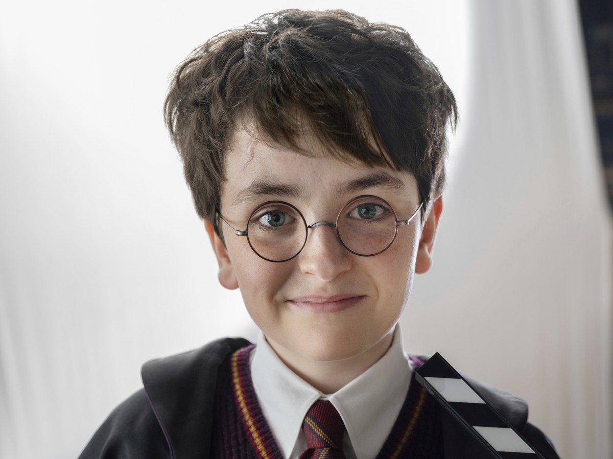 This image released by HBO shows Dominic McLaughlin, who will portray Harry Potter, on the set of HBO series "Harry Potter," scheduled for 2027. (Aidan Monaghan/HBO via AP)
TV Harry Potter