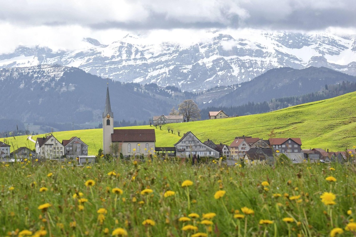 Trügerische Idylle: Schwellbrunn AR ist ein Corona-Hotspot. Jetzt scheint klar, warum.