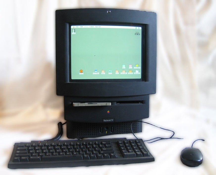 Der Macintosh TV war PC und TV in einem. Insgesamt wurden gerade mal 10'000 Stück verkauft, bevor Apple den Flop schon Anfang 1994 aus den Regalen nahm.