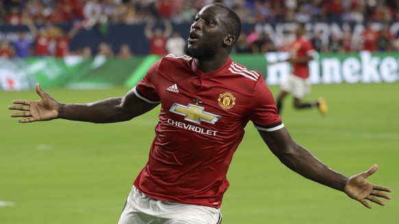 Manchester United&#039;s Romelu Lukaku reacts to scoring a goal against Manchester City during the first half of an International Champions Cup soccer match in Houston, Thursday, July 20, 2017. (AP Ph ...