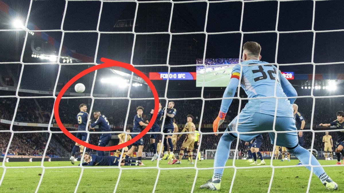 Le mur genevois a été très perméable sur le coup franc de Shaqiri.