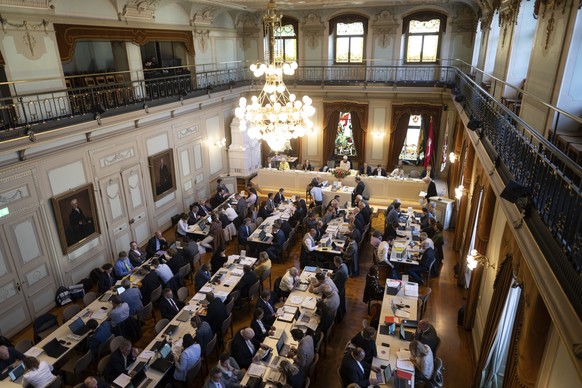 Blick in den Saal, aufgenommen am Mittwoch, 20. April 2022, im Rathaus in Frauenfeld. Der Grosse Rat (Kantonsrat) tagt zum ersten Mal seit der Coronavirus-Pandemie wieder im Saal, nachdem die vergange ...