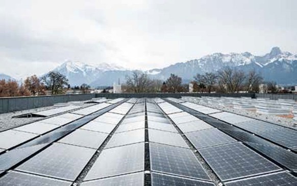 Eine Photovoltaik-Anlage auf dem Areal der Kaserne Thun.