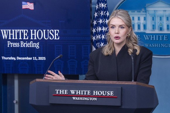 epa12585719 White House Press Secretary Karoline Leavitt responds to a question from the news media during the daily press briefing at the White House in Washington, DC, USA, 11 December 2025. Secreta ...