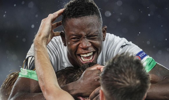 epa07947047 Borussia Monchengladbach&#039;s Denis Zakaria celebrates at the end of the UEFA Europa League group J soccer match between AS Roma and Borussia Moenchengladbach at the Olimpico stadium in  ...