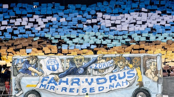 FCZ fans reacts during an UEFA Europe League 2018/2019 group A soccer match between Switzerland&#039;s FC Zurich and Germany&#039;s Bayer 04 Leverkusen at the Letzigrund stadium in Zurich, Switzerland ...